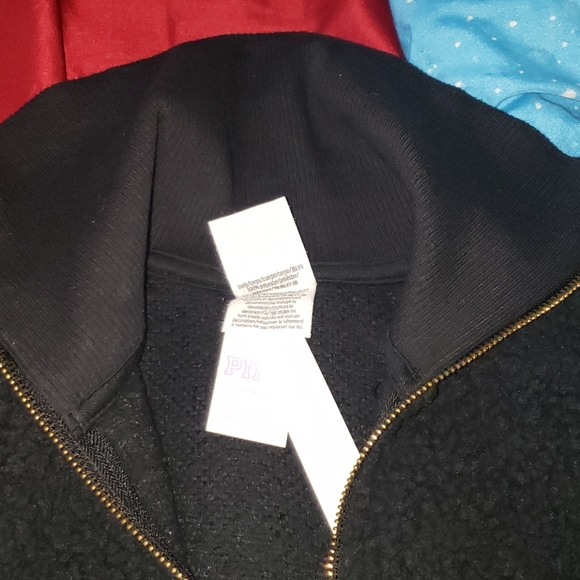 Fuzzy Pullover - Picture 3 of 4